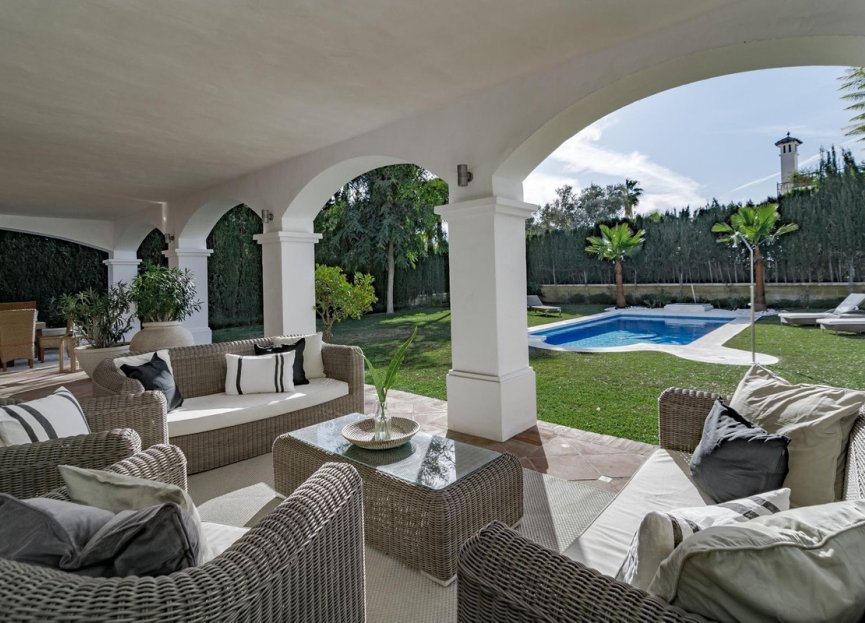 Resale - House - Detached Villa - Marbella - Nueva Andalucia