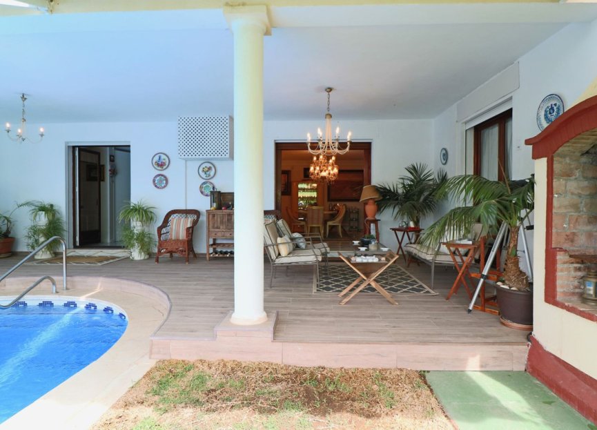 Resale - House - Detached Villa - Marbella - Marbella Centro