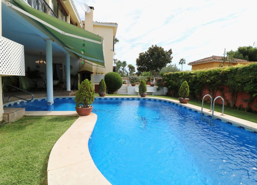 Resale - House - Detached Villa - Marbella - Marbella Centro