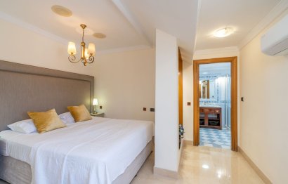 Resale - Apartment - Penthouse - Marbella - Marbella Centro