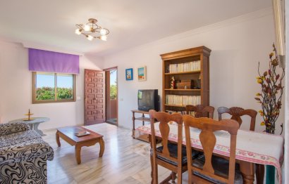 Resale - House - Detached Villa - Marbella - Marbesa