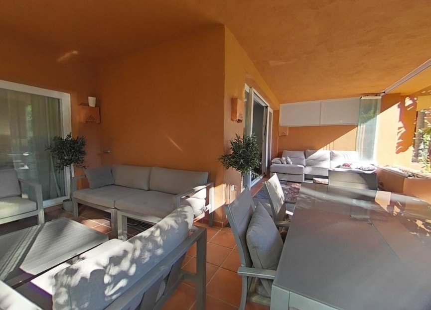 Resale - Apartment - Ground Floor Apartment - Marbella - Nueva Andalucia