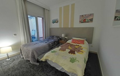 Resale - Apartment - Ground Floor Apartment - Marbella - Nueva Andalucia