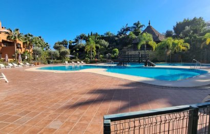 Resale - Apartment - Ground Floor Apartment - Marbella - Nueva Andalucia