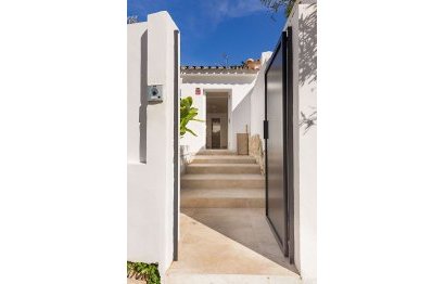 Resale - House - Townhouse - Marbella - Nueva Andalucia