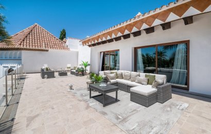 Resale - House - Detached Villa - Marbella - Nueva Andalucia