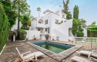 Resale - House - Detached Villa - Marbella - Nueva Andalucia