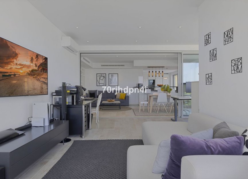 Resale - Apartment - Middle Floor Apartment - Casares - Casares Centro