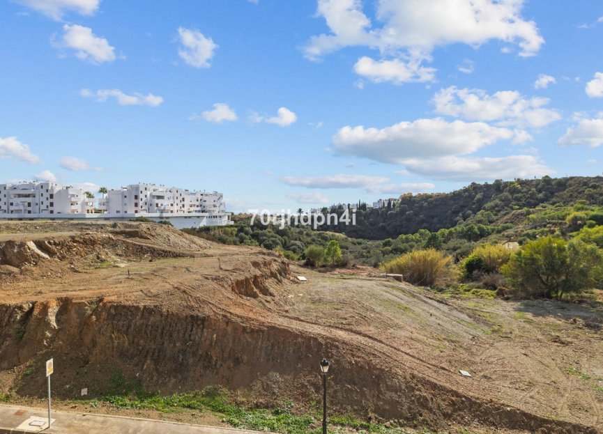 Resale - Apartment - Penthouse - Estepona - Selwo