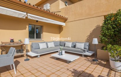 Resale - Apartment - Penthouse - Estepona - Selwo