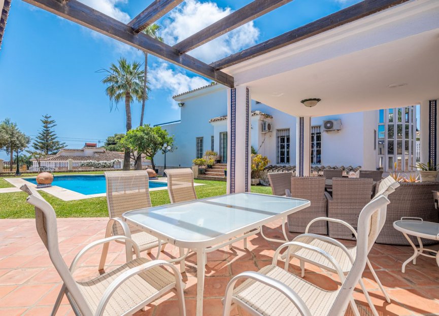 Resale - House - Detached Villa - Benalmádena - Benalmadena Centro