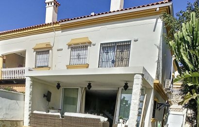 Resale - House - Semi-Detached House - Benalmádena - Torremuelle