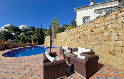 Resale - House - Detached Villa - Marbella - La Mairena