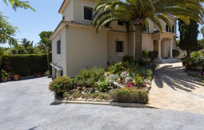 Resale - House - Detached Villa - Marbella - Marbella Centro