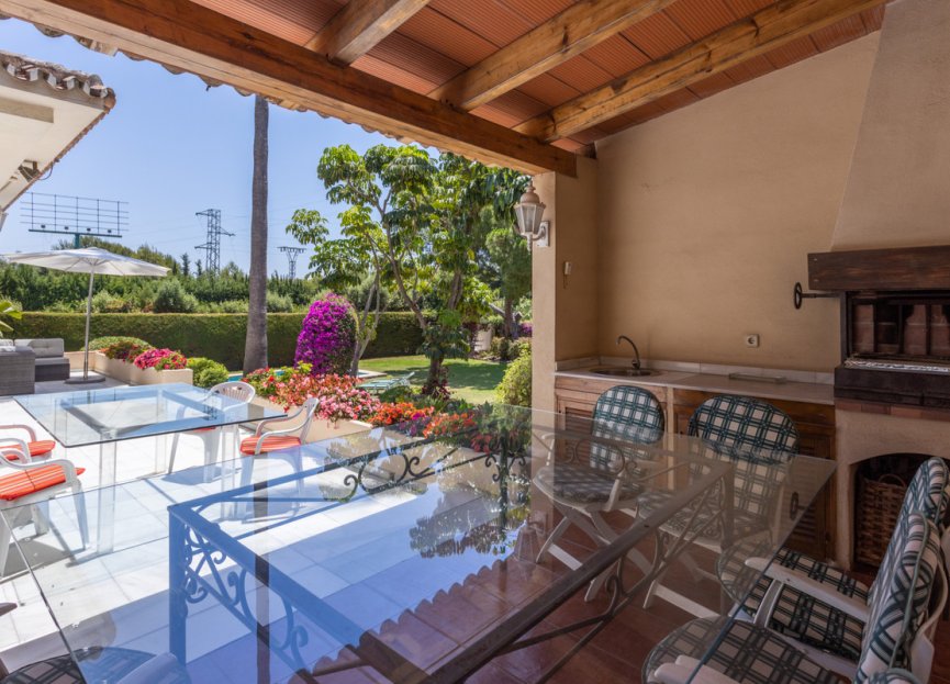 Resale - House - Detached Villa - Marbella - Marbella Centro