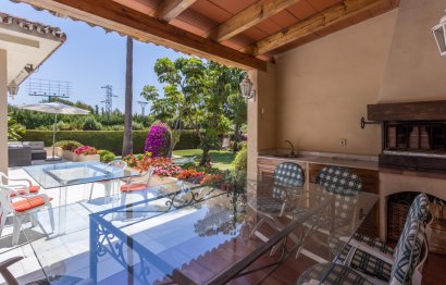 Resale - House - Detached Villa - Marbella - Marbella Centro