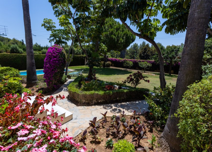 Resale - House - Detached Villa - Marbella - Marbella Centro