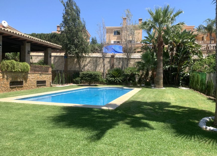 Resale - House - Detached Villa - Mijas - Mijas Centro