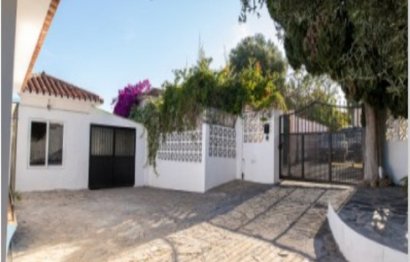 Resale - House - Detached Villa - Marbella - Marbella Centro