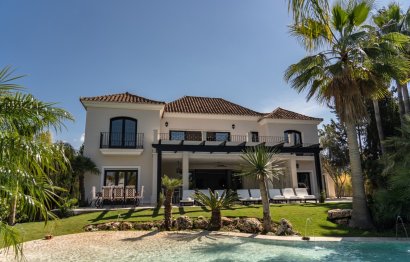 Resale - House - Detached Villa - Marbella - Nueva Andalucia