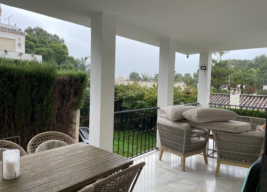 Resale - House - Detached Villa - Marbella - Nueva Andalucia