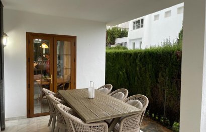 Resale - House - Detached Villa - Marbella - Nueva Andalucia