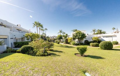 Resale - Apartment - Ground Floor Apartment - Marbella - Nueva Andalucia