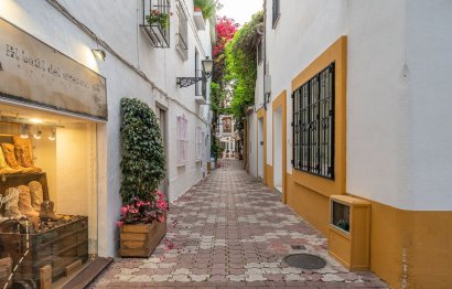 Resale - House - Townhouse - Marbella - Marbella Centro