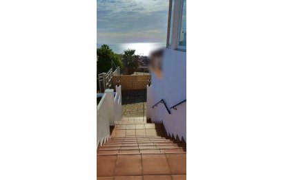 Resale - House - Detached Villa - Estepona - Estepona Centro