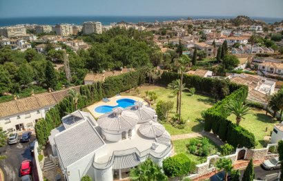 Resale - House - Detached Villa - Benalmádena - Benalmadena Centro