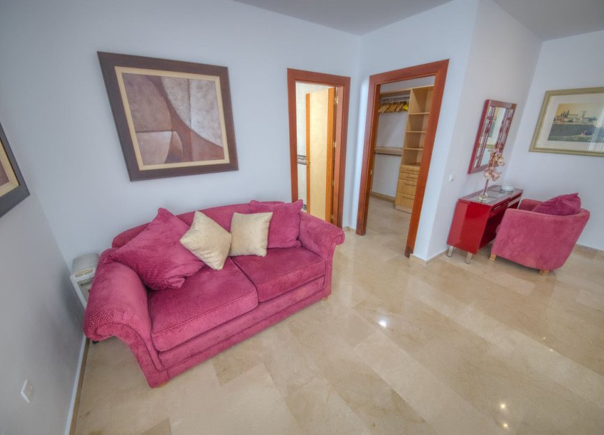 Resale - House - Detached Villa - Benalmádena - Benalmadena Centro