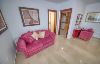 Resale - House - Detached Villa - Benalmádena - Benalmadena Centro