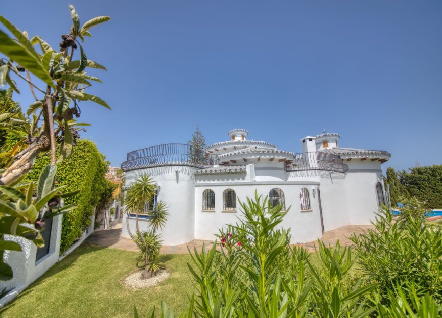 Resale - House - Detached Villa - Benalmádena - Benalmadena Centro