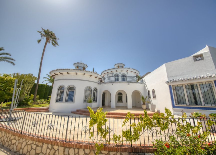 Resale - House - Detached Villa - Benalmádena - Benalmadena Centro