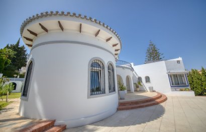 Resale - House - Detached Villa - Benalmádena - Benalmadena Centro