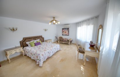 Resale - House - Detached Villa - Benalmádena - Benalmadena Centro