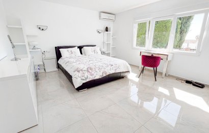 Resale - House - Detached Villa - Benalmádena - Benalmadena Centro