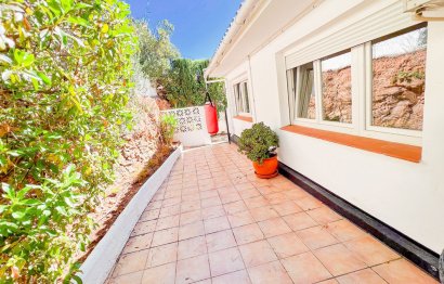 Resale - House - Detached Villa - Benalmádena - Benalmadena Centro