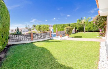 Resale - House - Detached Villa - Benalmádena - Benalmadena Centro