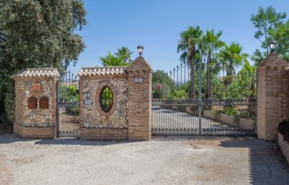 Resale - House - Detached Villa - Alhaurín el Grande - Alhaurín el Grande Centro