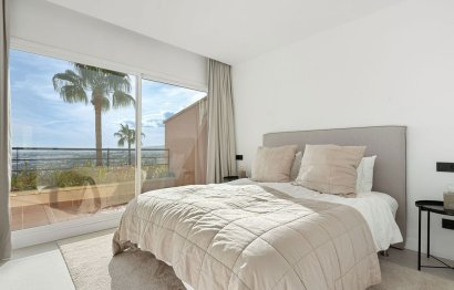 Resale - Apartment - Penthouse - Marbella - Nueva Andalucia