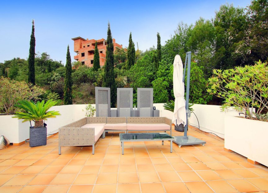 Resale - Apartment - Penthouse - Marbella - La Mairena