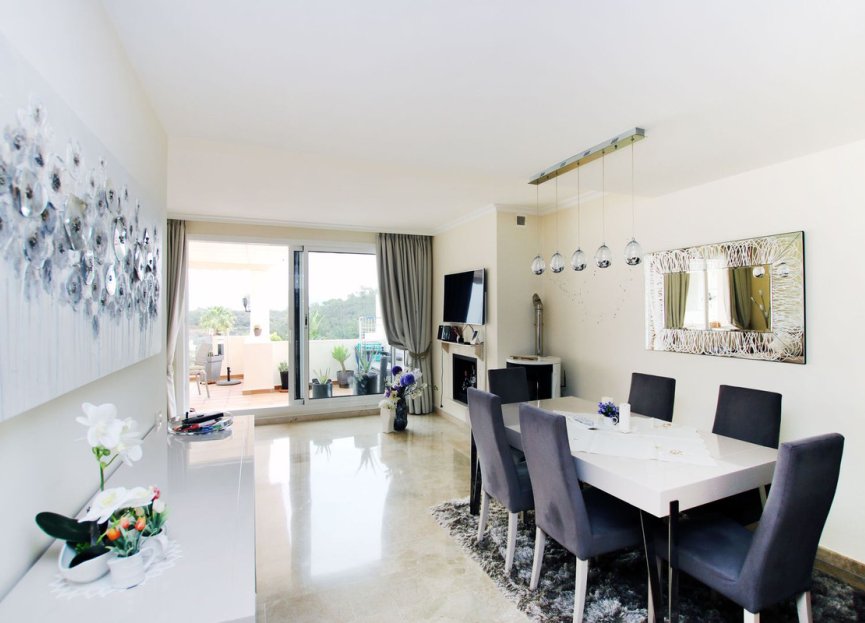 Resale - Apartment - Penthouse - Marbella - La Mairena