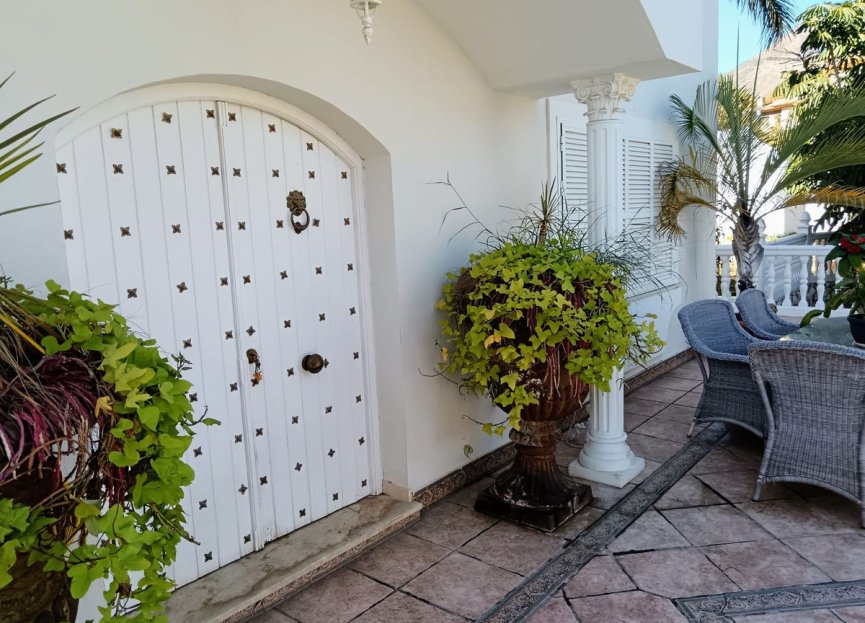 Resale - House - Detached Villa - Benalmádena - Benalmadena Costa