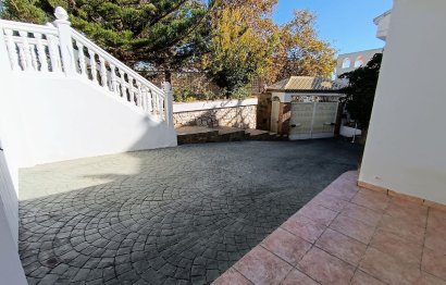 Resale - House - Detached Villa - Benalmádena - Benalmadena Costa