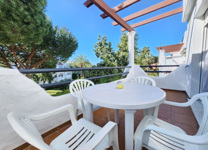 Resale - Apartment - Penthouse - Estepona - Costalita