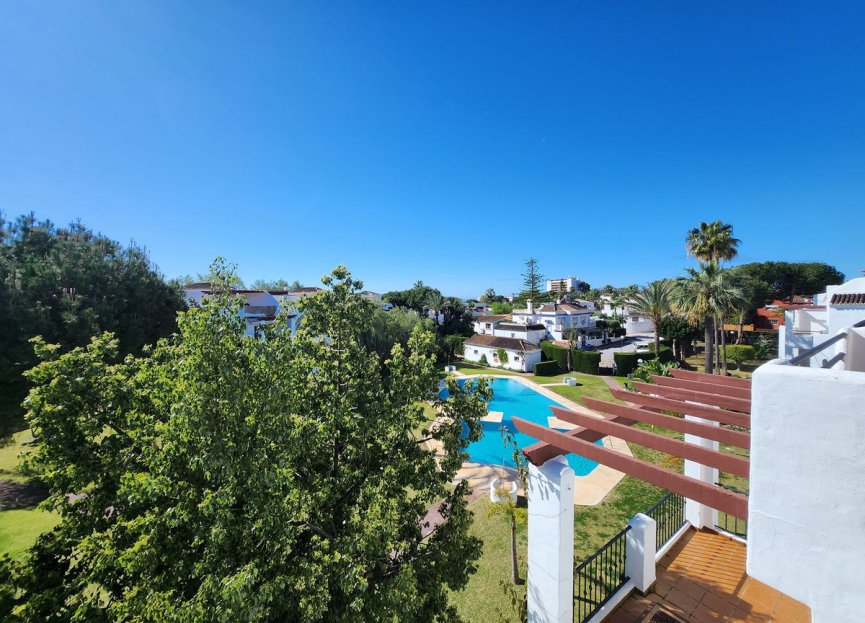 Resale - Apartment - Penthouse - Estepona - Costalita