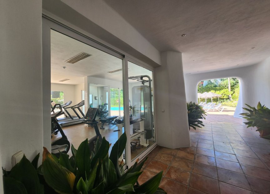 Resale - Apartment - Penthouse - Estepona