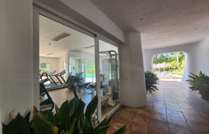 Resale - Apartment - Penthouse - Estepona