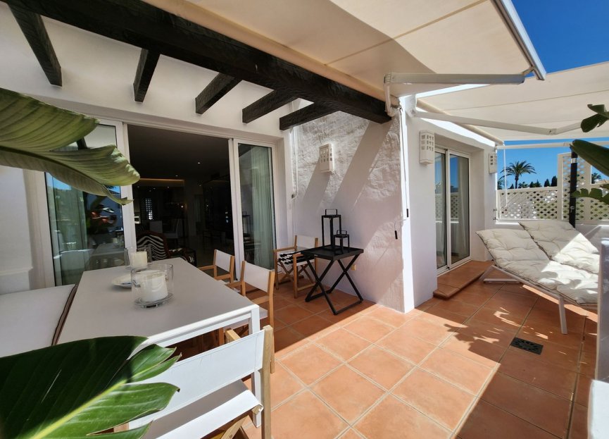 Resale - Apartment - Penthouse - Estepona